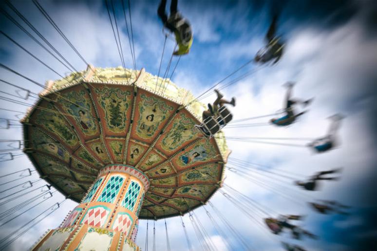 Amusement Park Dangers Parents Need To Know