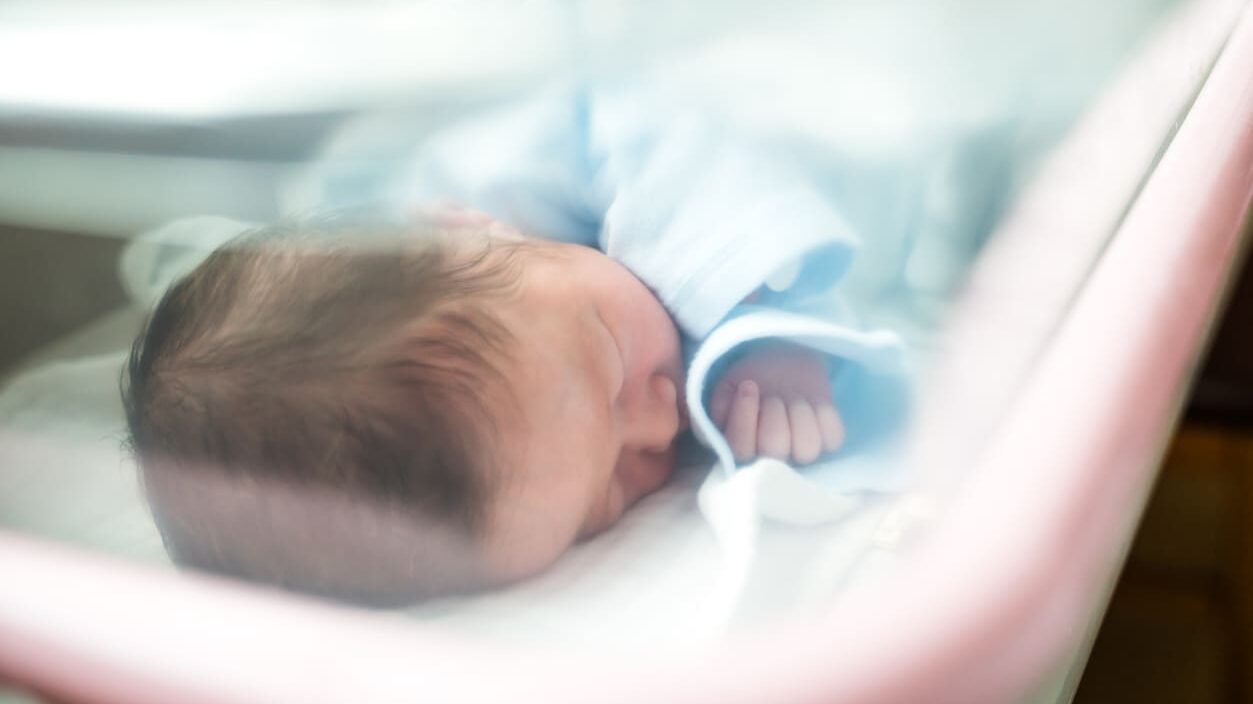 Lack of Oxygen at Birth: Signs, Long-Term Effects, and Prevention of Birth Asphyxia